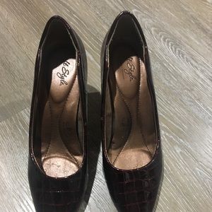 Low Kitten Heel